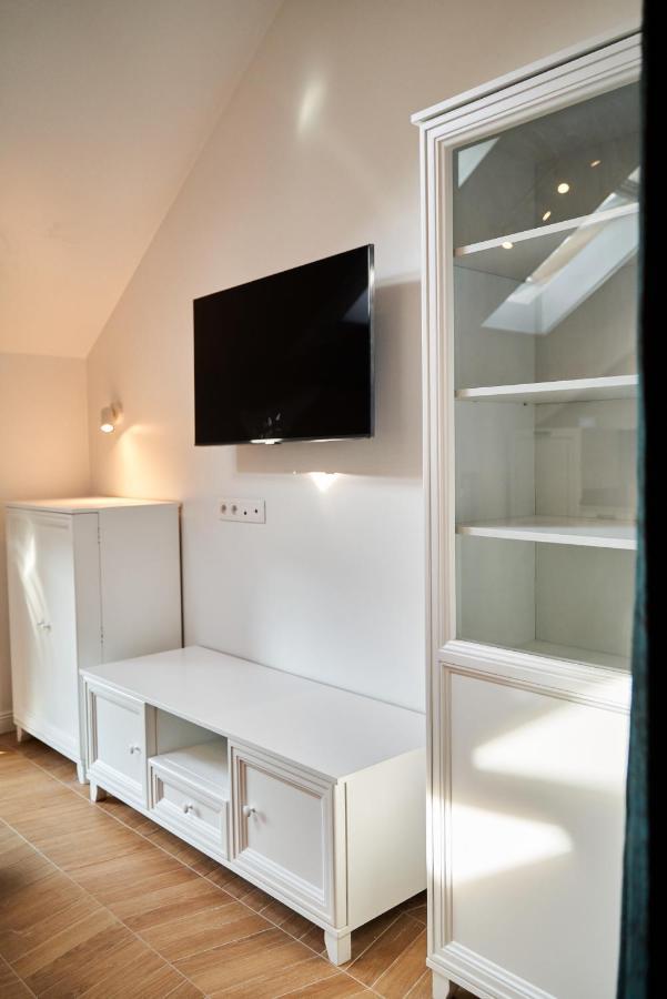 Studio Carolyne Bistrita Bagian luar foto